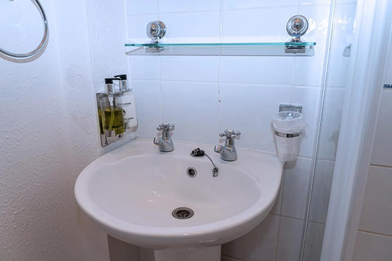 Stour Lodge Guest House Christchurch  Christchurch (Dorset)