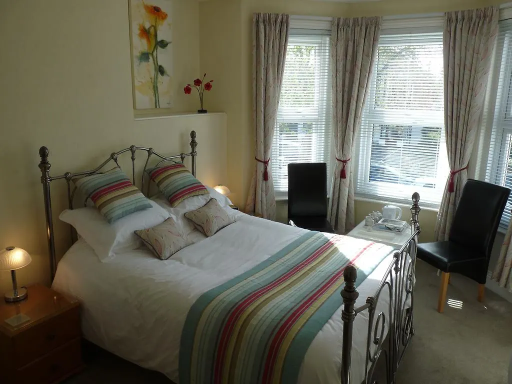 Stour Lodge Guest House Christchurch  4*, Christchurch (Dorset)